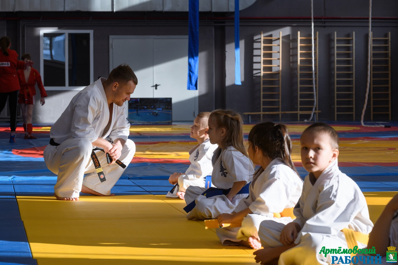 Программа Земский тренер стартует в 2026 году