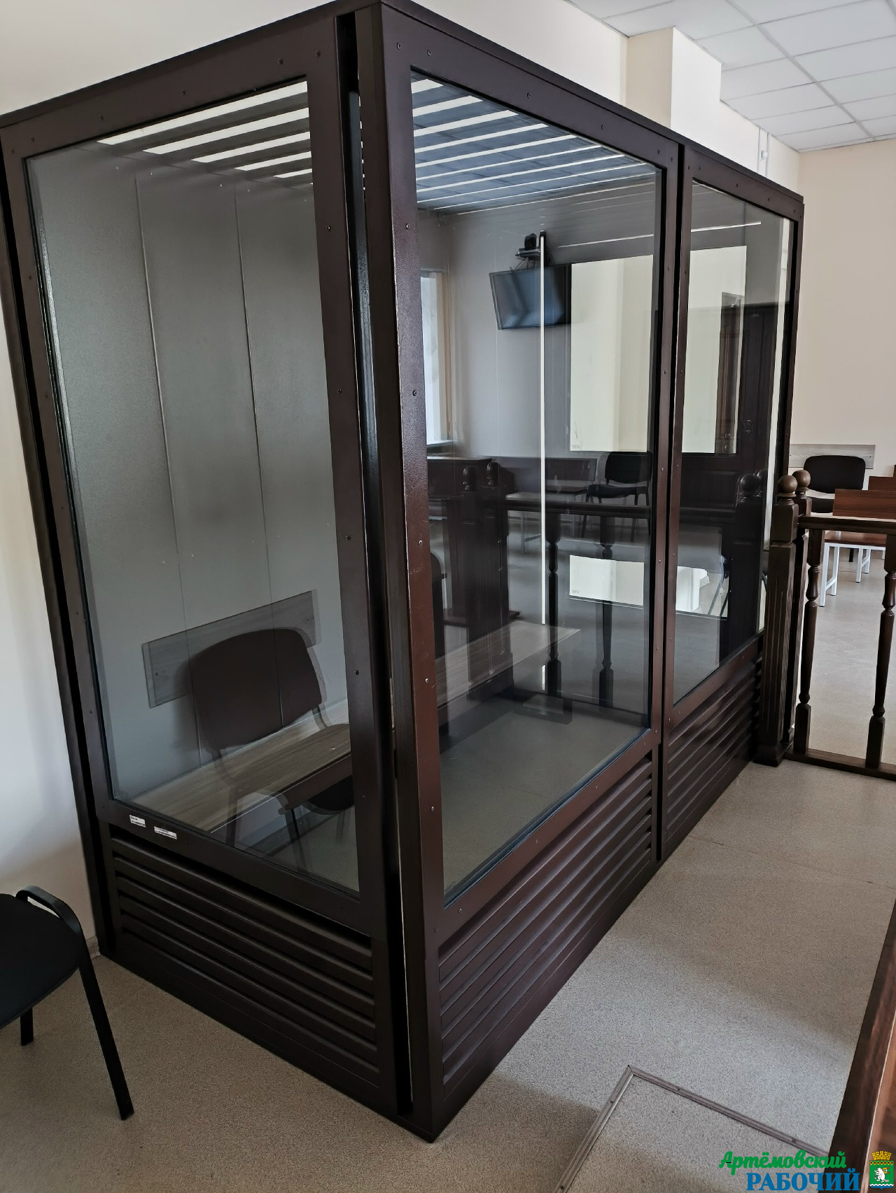 Суд ужесточил наказание опекуну и его дочери за истязание опекаемого ребенка