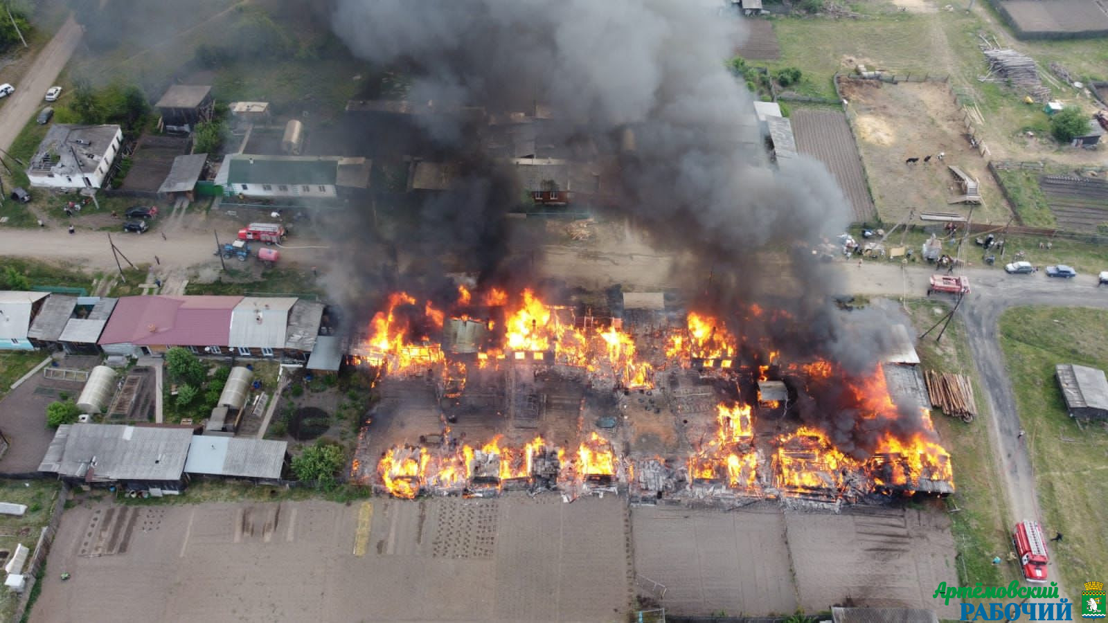 Из-за пожара четыре семьи остались без крова