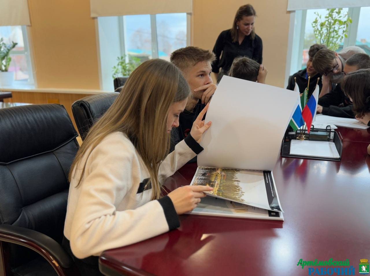 b1982f11-a1ce-49f3-be72-fc251e581ac8