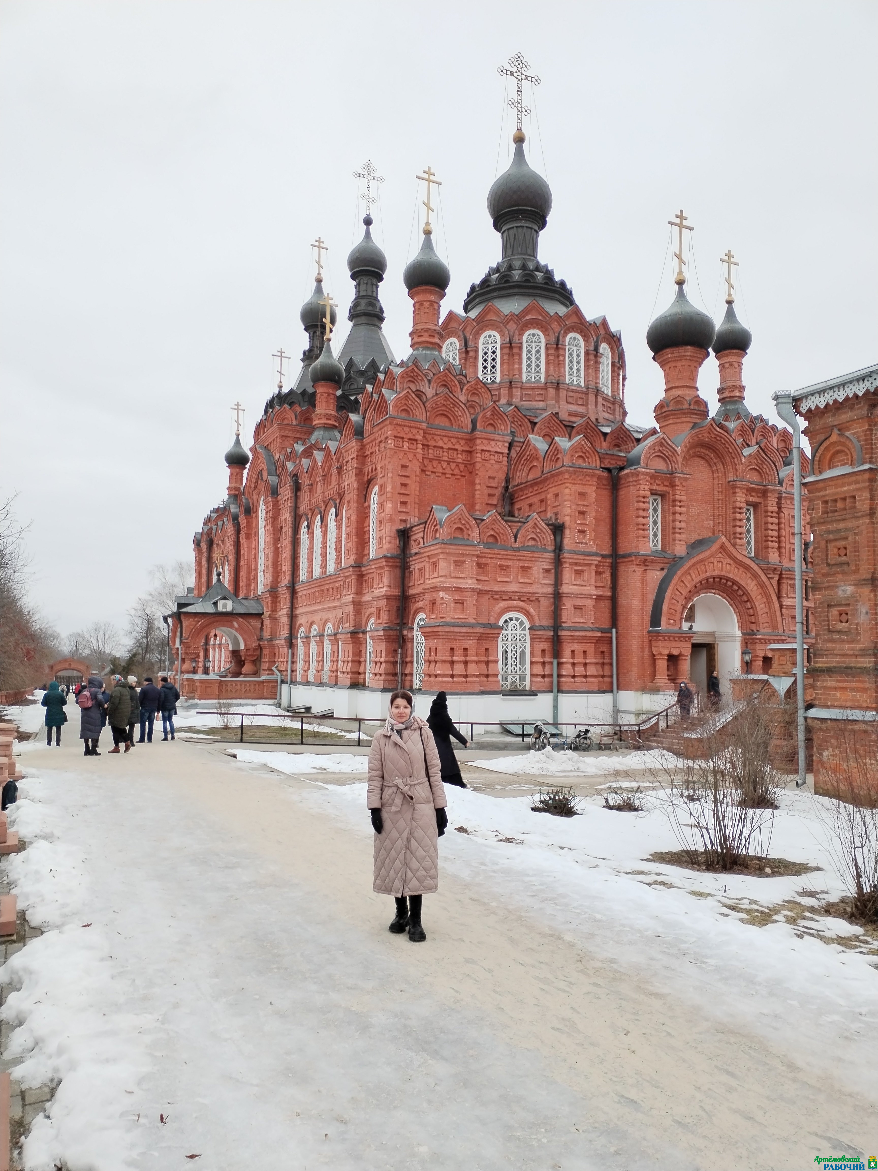 Посетили Божии обители в центральной России
