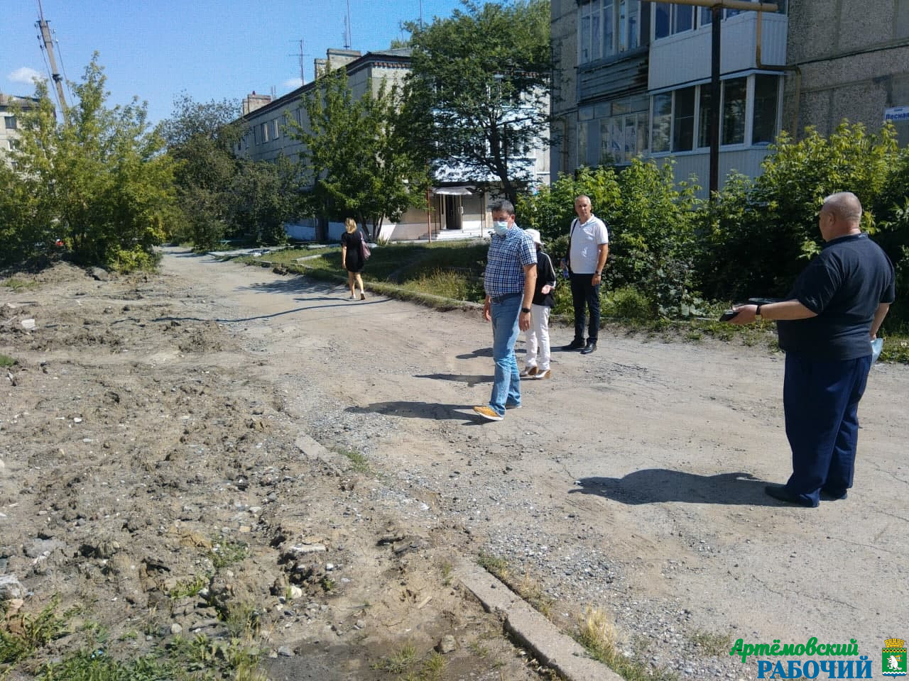 В Артемовском отремонтируют еще один тротуар 