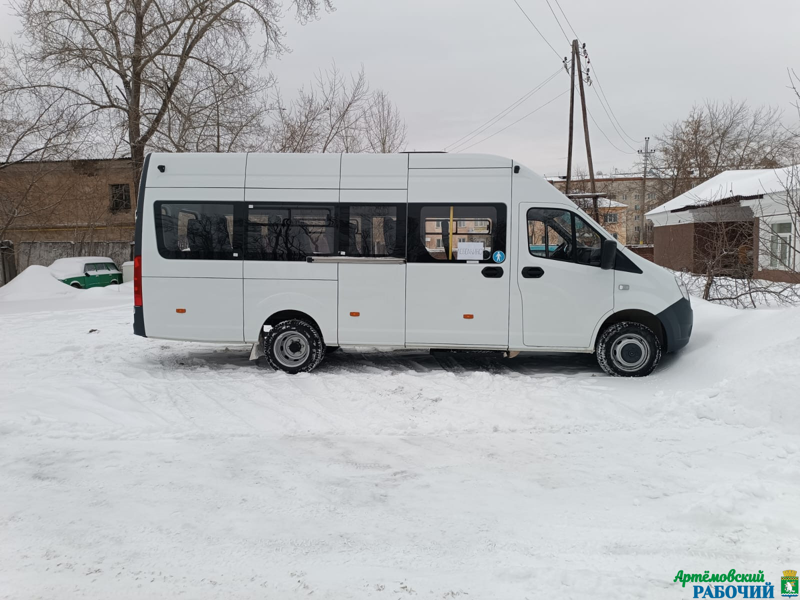 Новый автобус связал город и отдаленное село Лебедкино