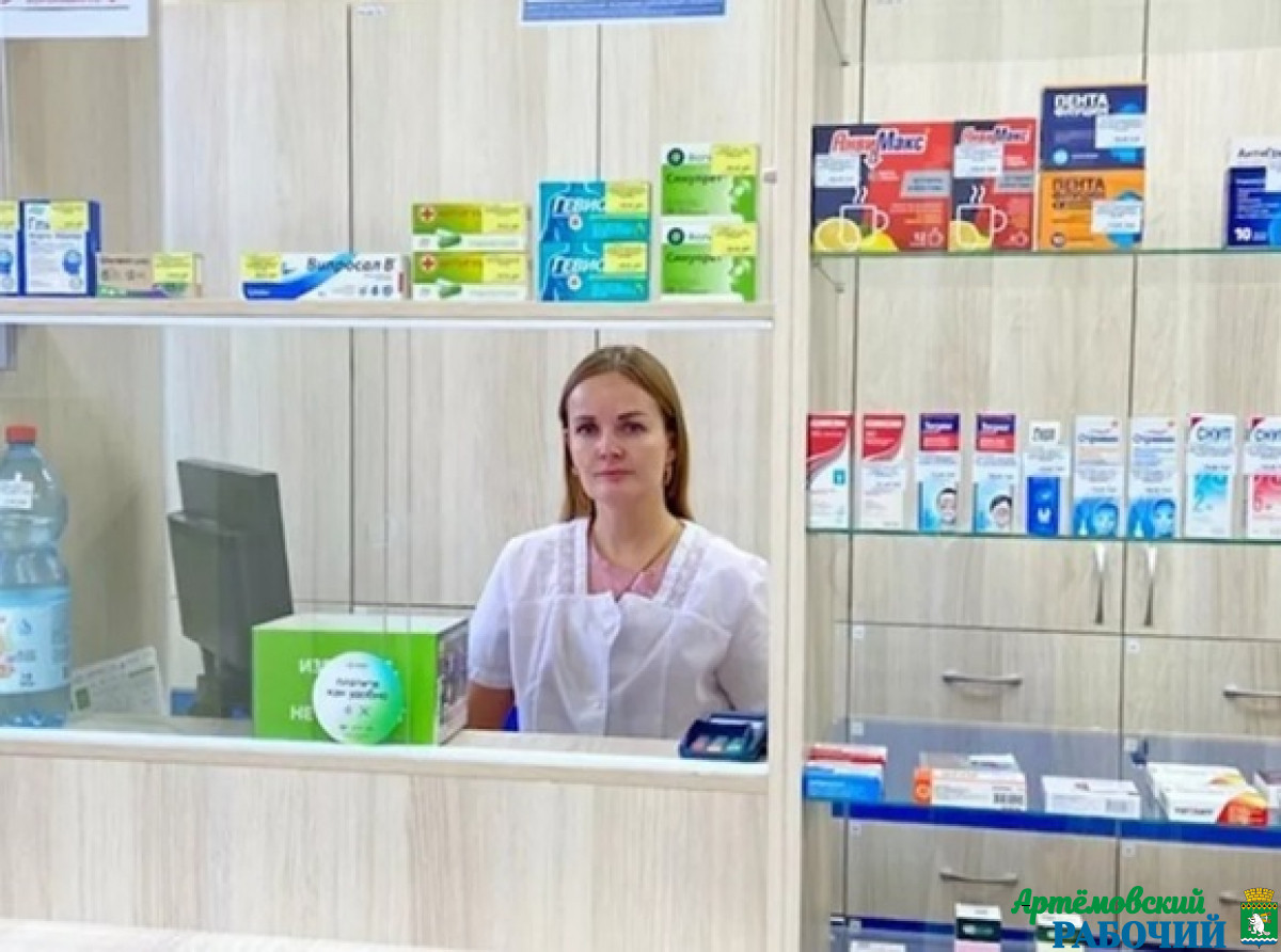 Фото: департамент информполитики Свердловской области. Жителям сел и деревень не нужно будет ездить за лекарствами в райцентры.