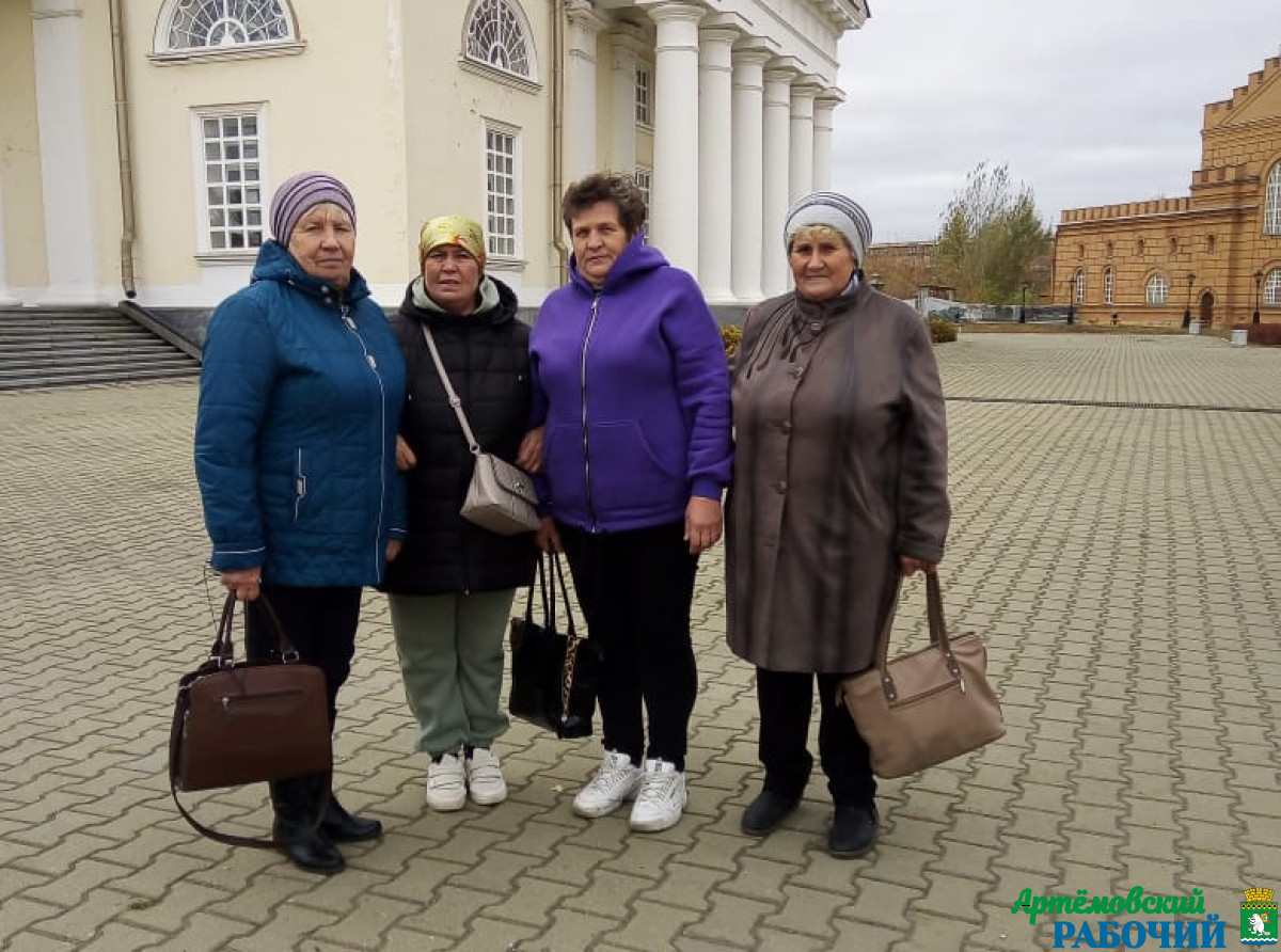 Фото предоставлено Н. Красноперовой. Ветераны узнали, что было на реке Нейве 300 лет назад