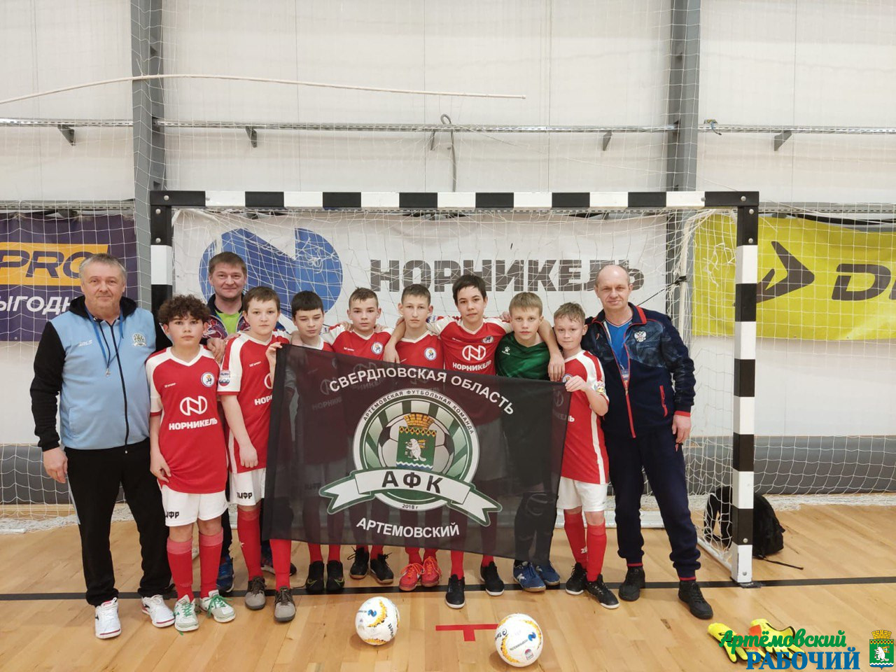 Свердловские команды стали призёрами и победителями проекта «Мини-футбол – в школу»