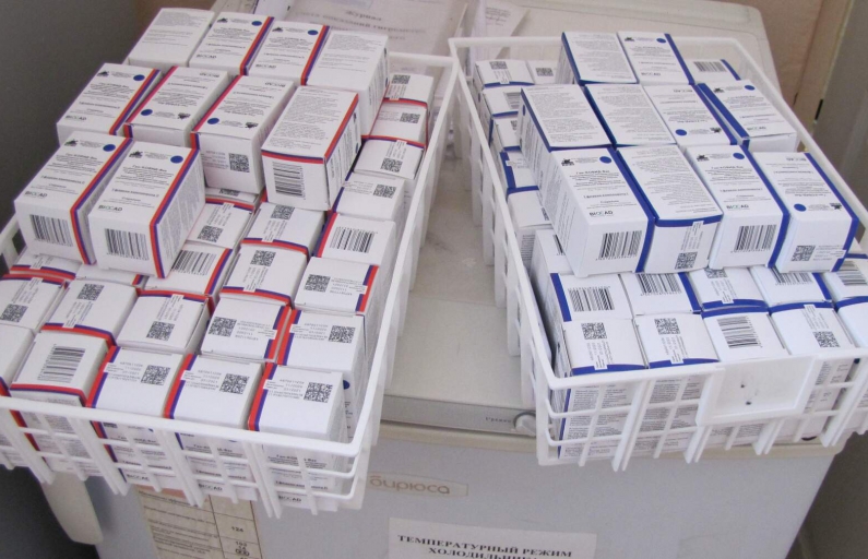250 комплектов вакцины