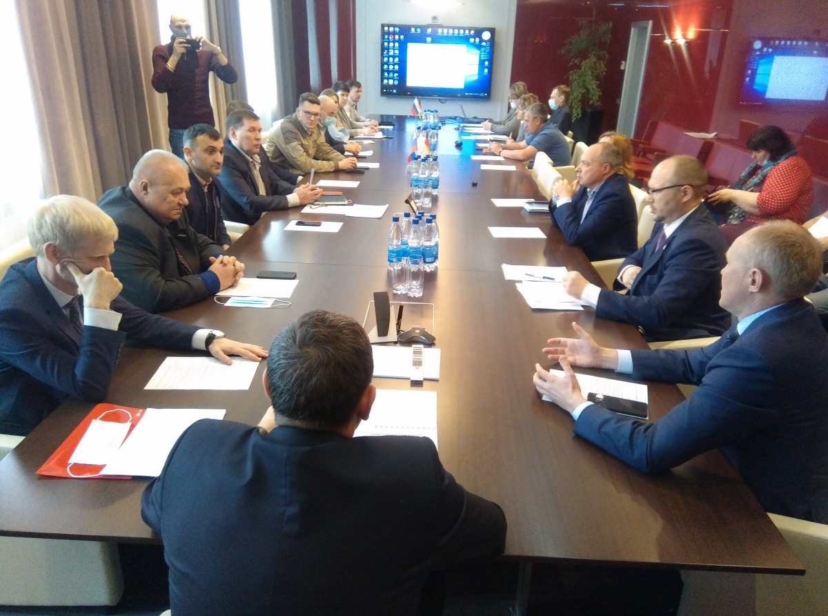 Участники совещания говорили о том, как вместе развивать город 