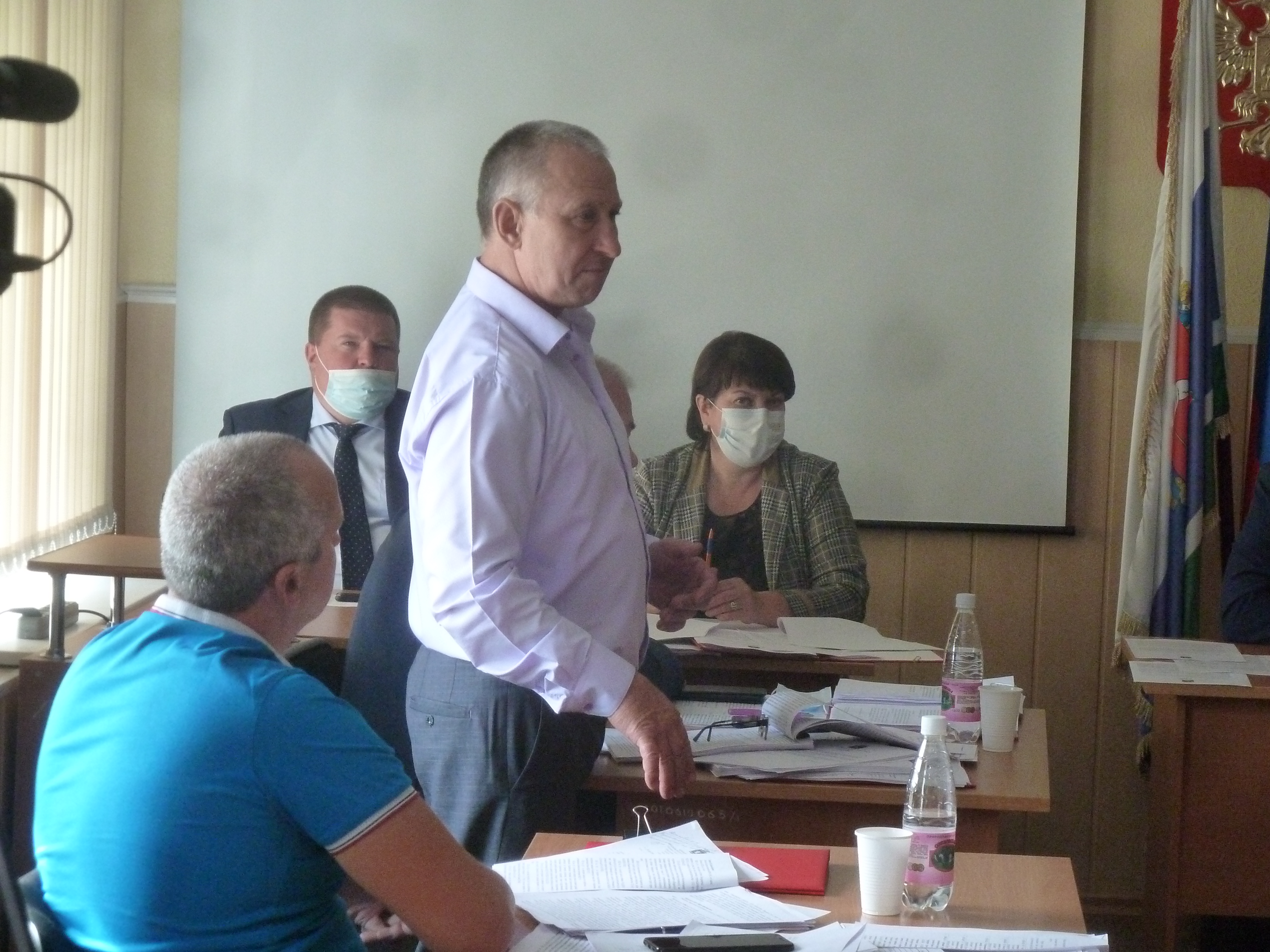 Депутат Думы АГО Г, Виноградов отстаивал интересы родного поселка