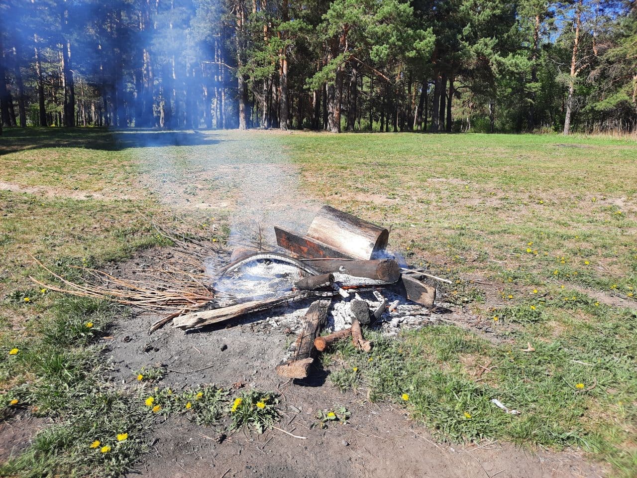 Пляжи чистые, но купаться нельзя