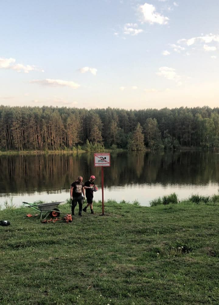 Купаться запрещено: на артемовских пляжах установили спецзнаки