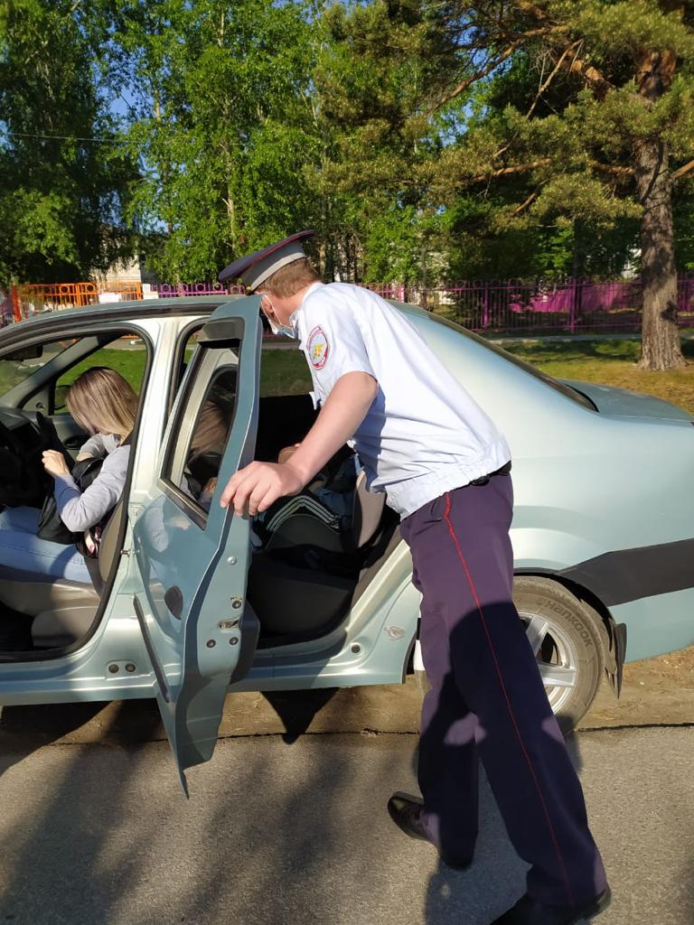 Штрафуют за отсутствие детских кресел