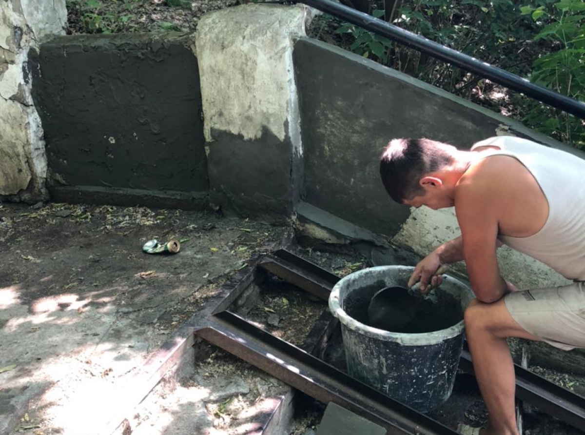 Фото предоставлено ЖКС. Ориентировочно работы продлятся неделю