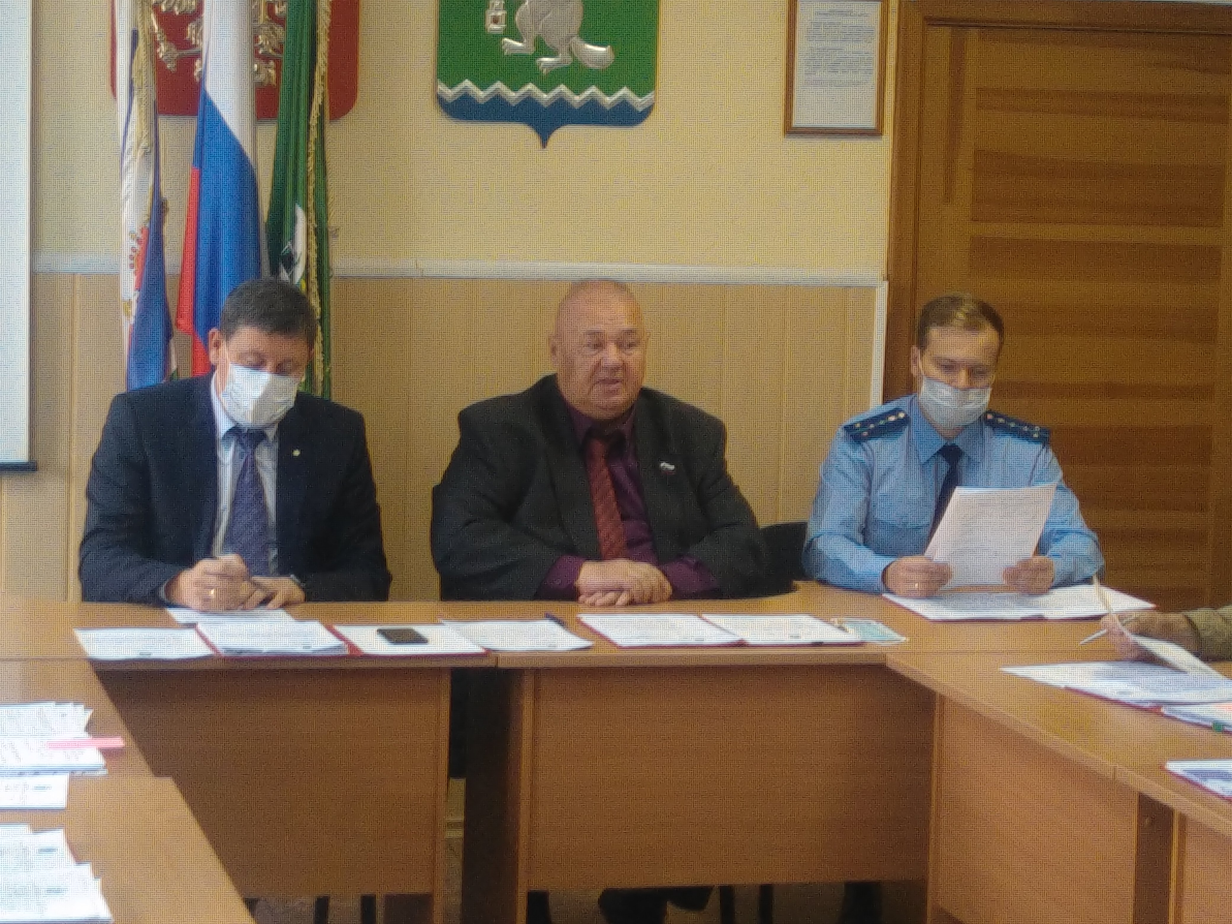 Артемовские депутаты прервали отпуск