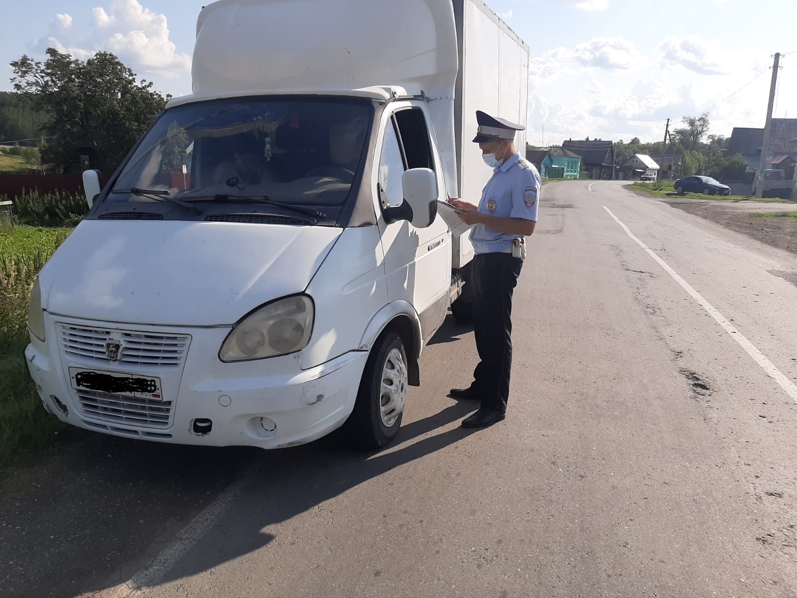 Чтобы не ездили по встречке