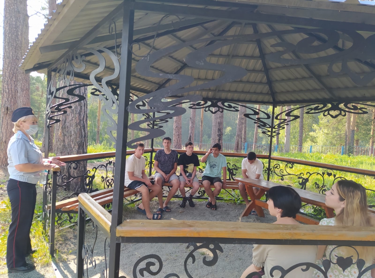 Фото предоставлено ОМВД.Работа по предупреждению правонарушений несовершеннолетними ведется сотрудниками полиции на регулярной основе.