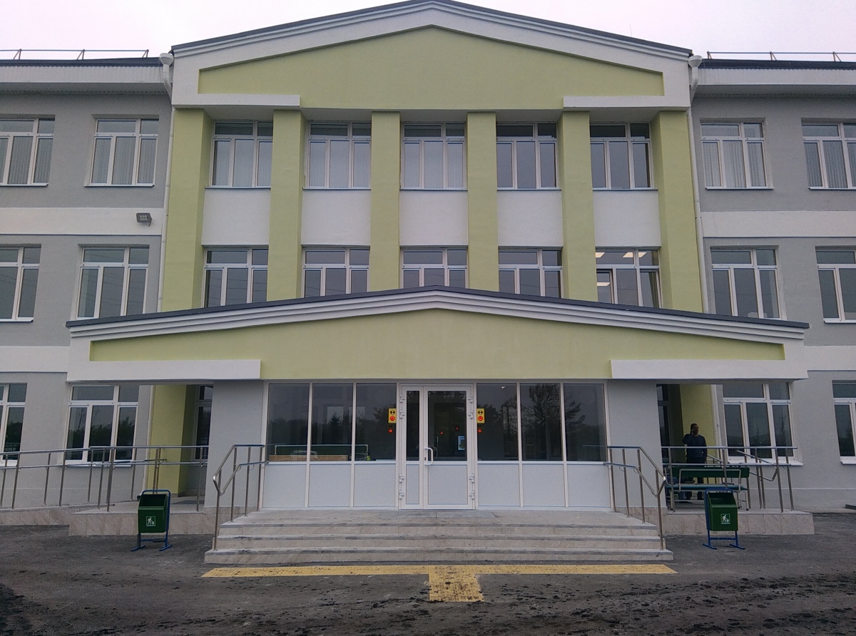 Фото: Василий Ергашев. Скоро в обновленной школе забурлит жизнь