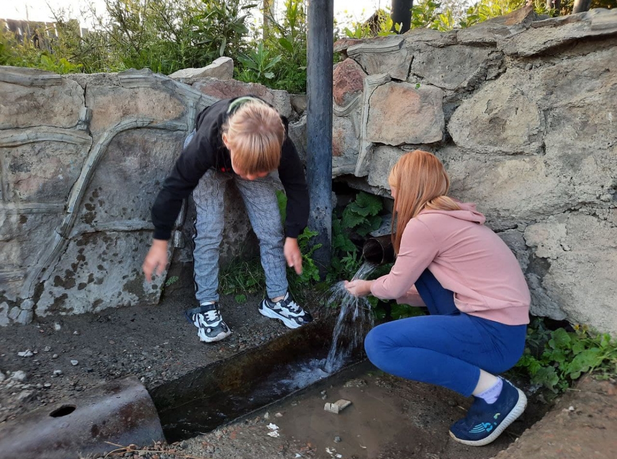 Фото из архива редакции. В прошлом году был выполнен первый этап работ по обустройству любимого горожанами родника