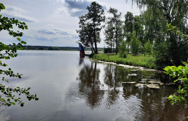 Фото из архива. Поселковый парк может стать прекрасным центром отдыха для всего района.