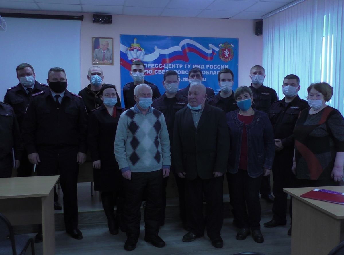 Фото ОМВД. Профессиональный праздник отметили участковые уполномоченные полиции