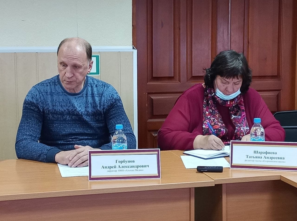 Фото: Василий Ергашев. Редакторы частных СМИ не очень рады тому, что “АР” возрождается.