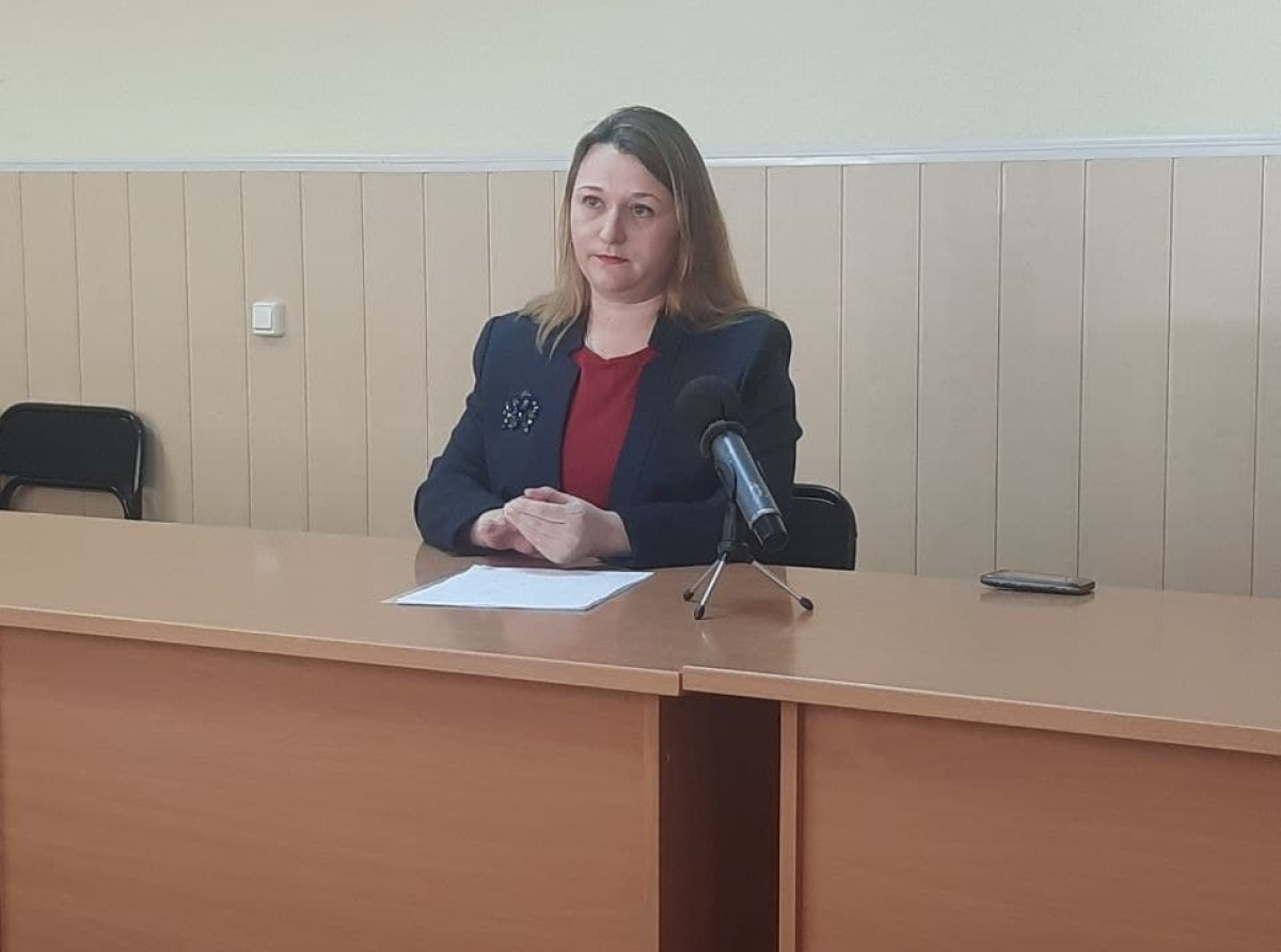 Фото Галины Таскиной. Как в 2022 году встать на учет по безработице или найти работу, рассказала Юлия Ковалева - заместитель директора артемовского ЦЗ