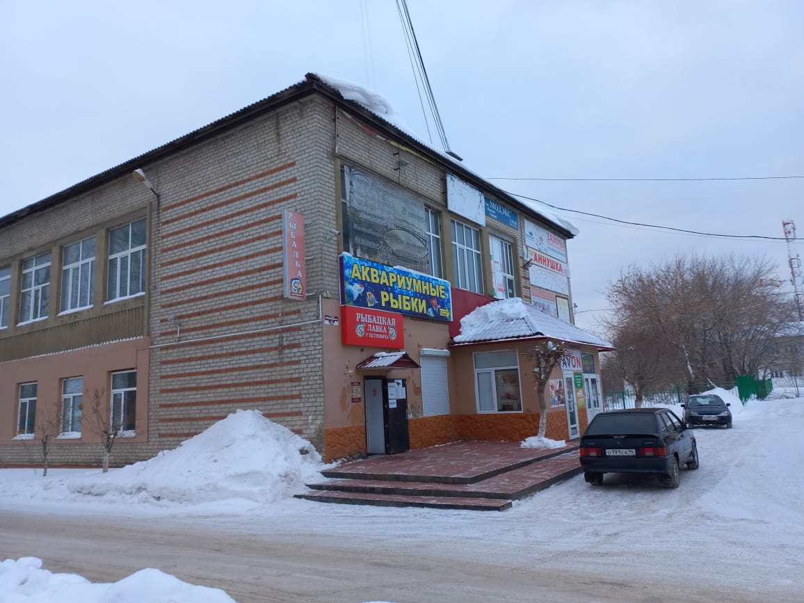 Опасные крыши: свисают ледяные наросты