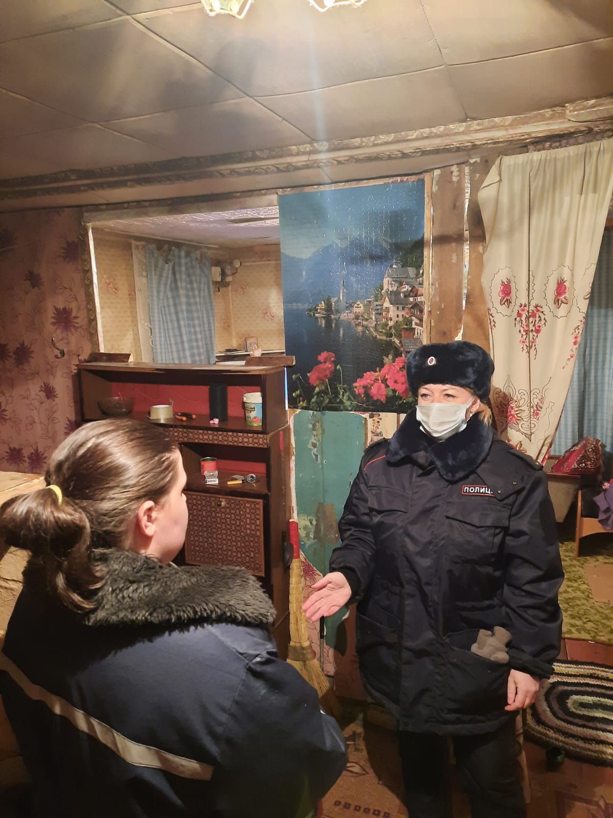 Пил сам и спаивал подростков