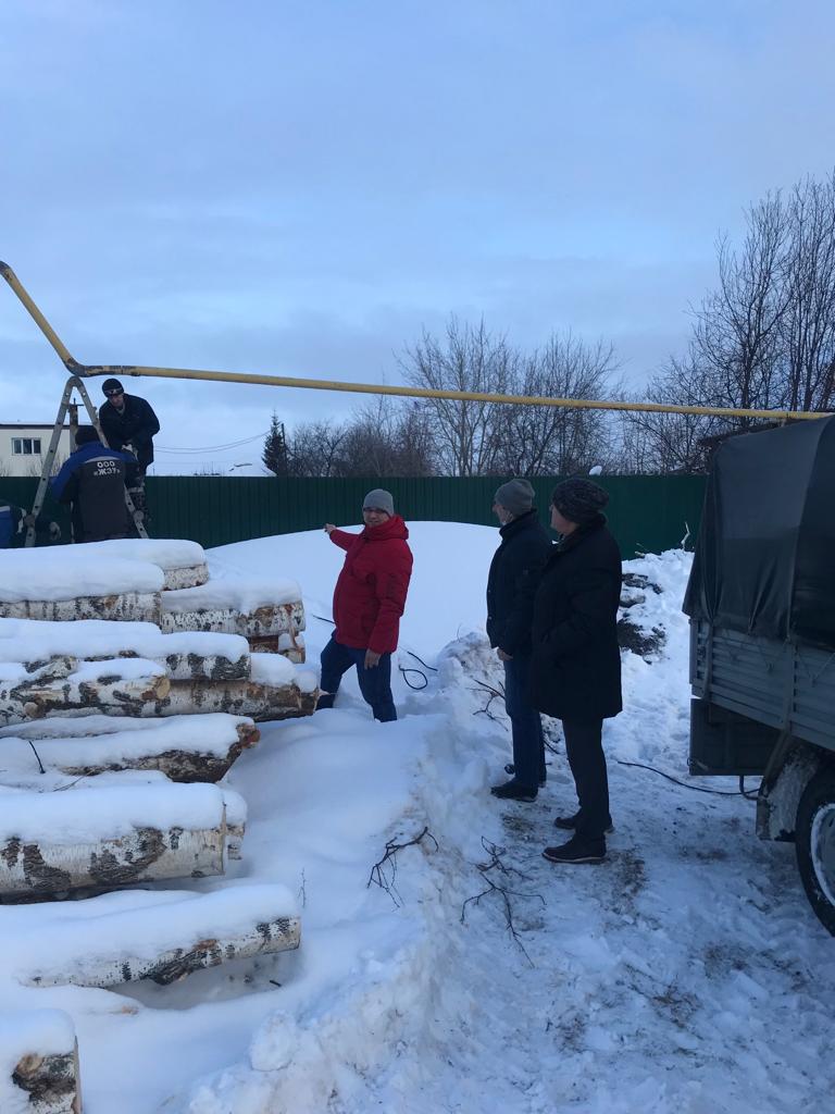 В Артемовском ликвидируют аварию на газопроводе (видео)