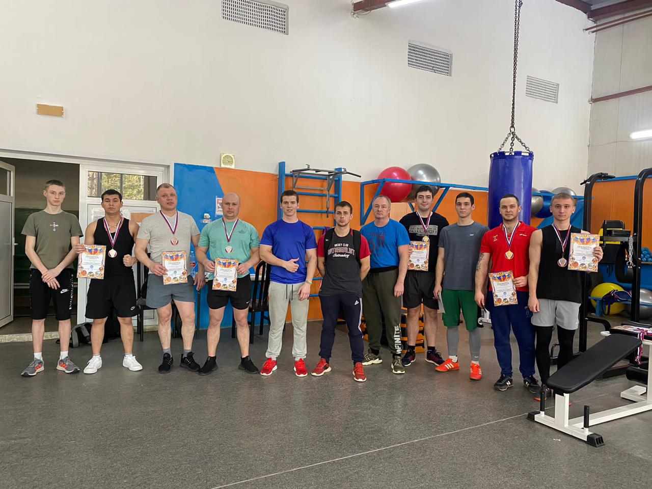 Показали свою силушку