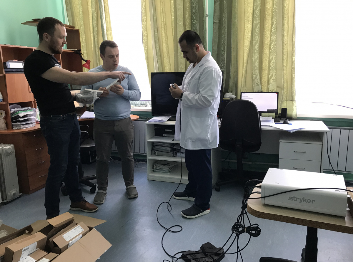 Фото пресс-службы АЦРБ. УГМК не в первый раз помогает артёмовской больнице.