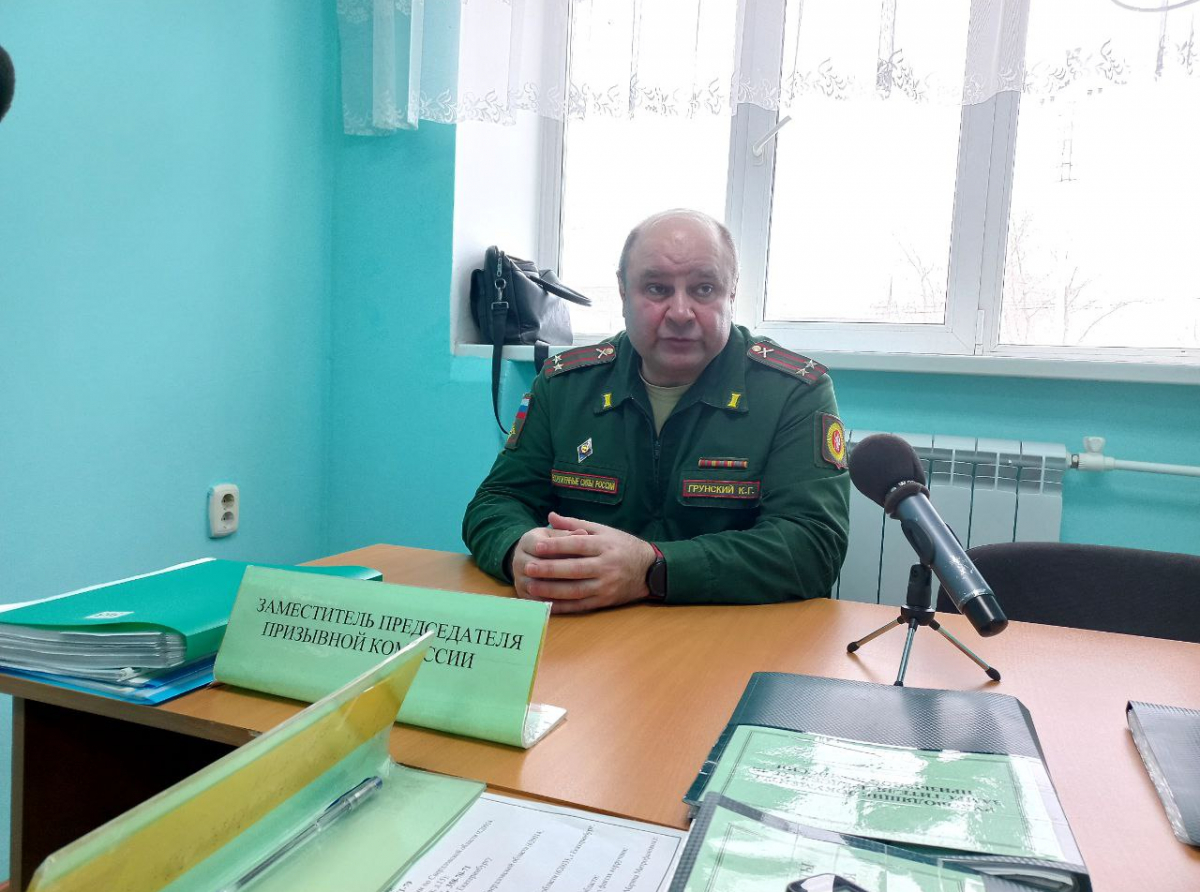 Фото Галины Таскиной. Весенняя призывная компания продлится до 15 июля.