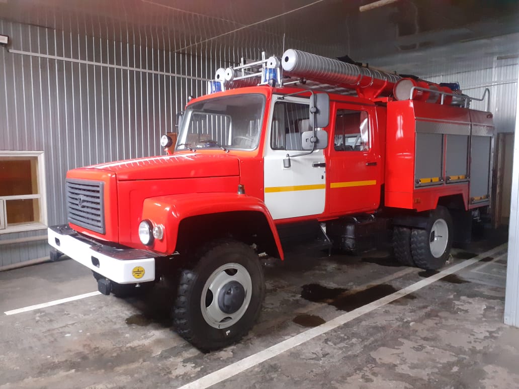В Красногвардейском - новенький пожарный автомобиль