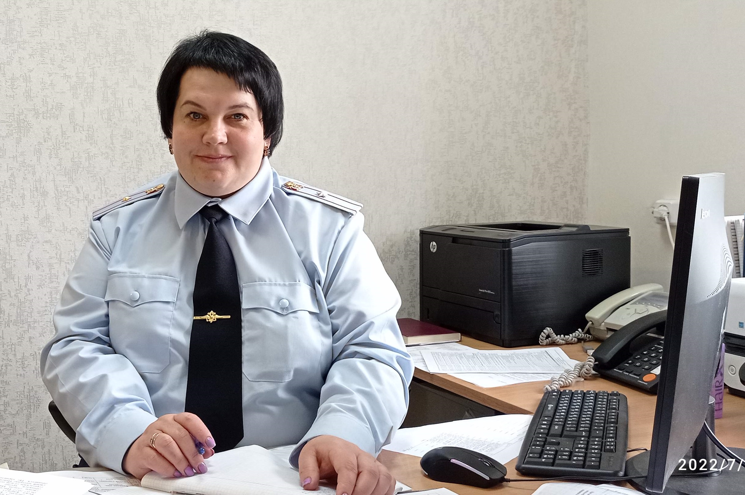 Даже на детской площадке нужно быть бдительными!