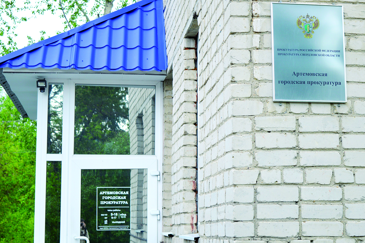 Лишенных прав могут наказать по уголовной статье и лишить транспорта