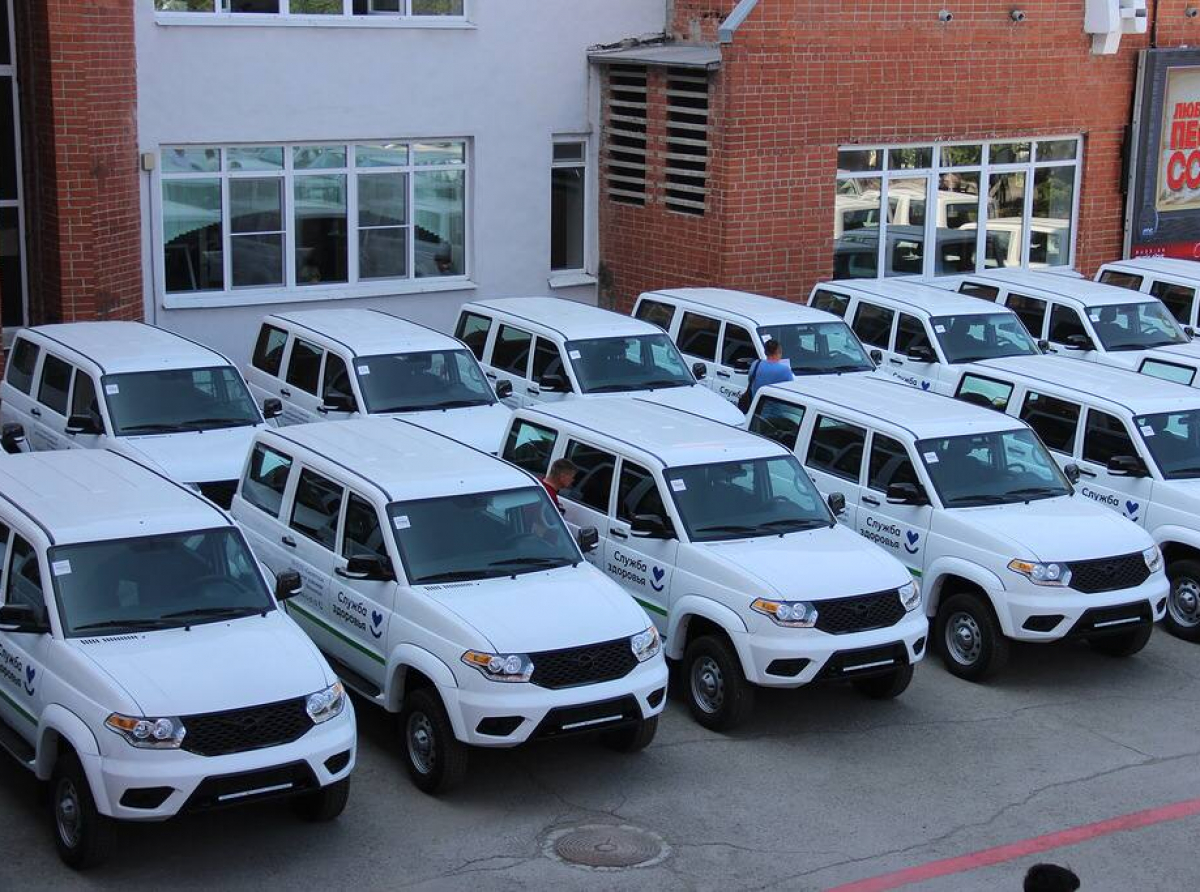 Фото ДИП Свердловской области.Транспорт предназначается для доставки пациентов в больницы, медиков —к гражданам, а также для транспортировки биоматериалов в лаборатории.