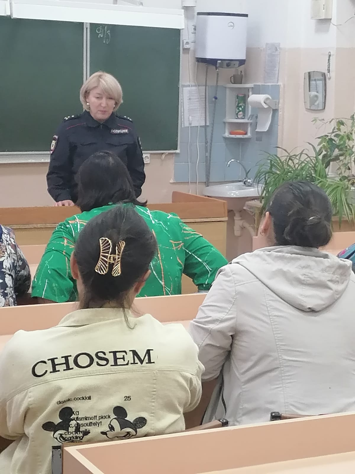 Взрослым придется ответить за ненадлежащее воспитание детей