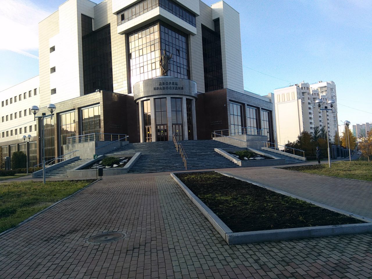 Взяты под стражу в зале суда