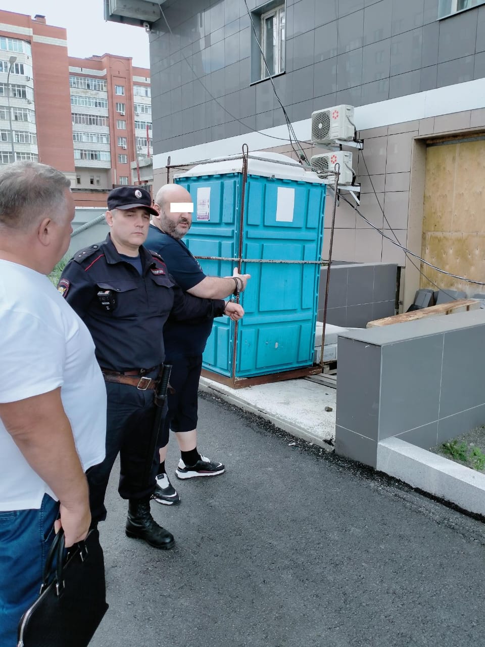 Вывезли имущество на 50 миллионов рублей