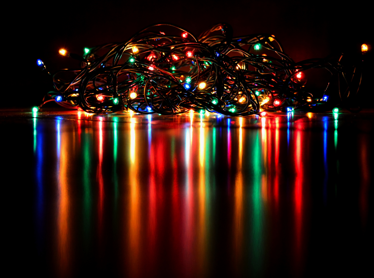 Фото https://ru.freepik.com/ В этом году на обустройство и содержание новогоднего городка в селе потратят 80 с лишним тысяч рублей.