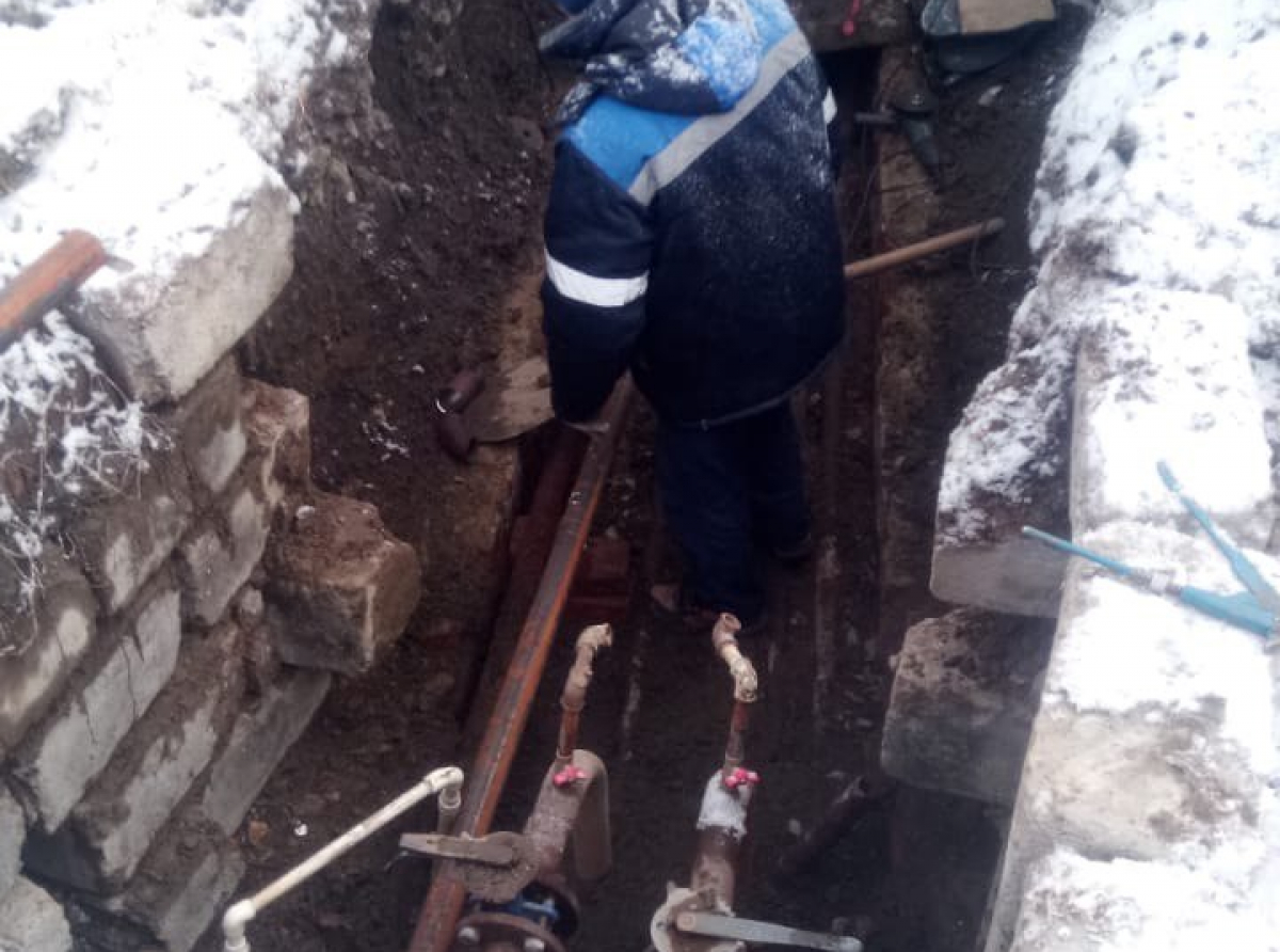 Фото пресс-службы АЦРБ.Ремонтная бригада работала с девяти утра субботы до пяти утра воскресенья.