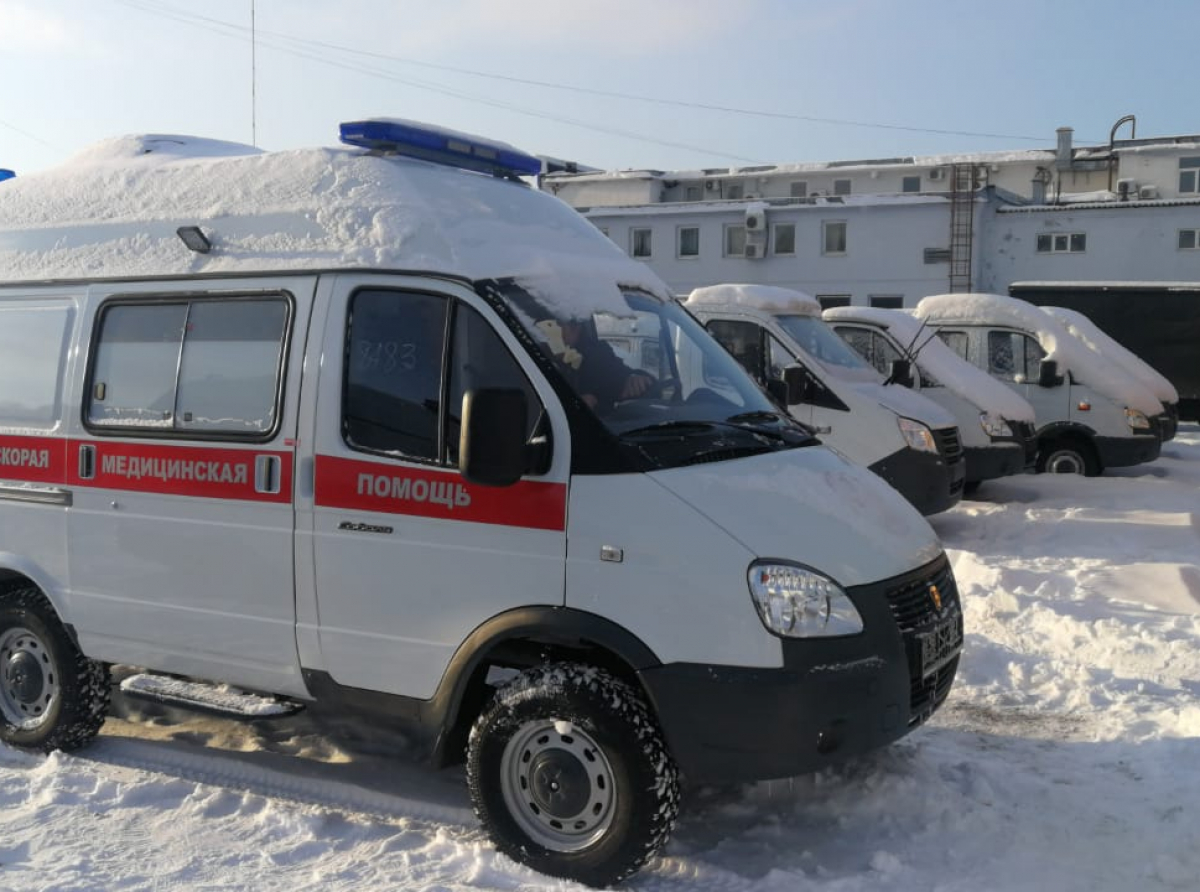 Фото пресс-службы АЦРБ. Пока идёт процесс оформления документов на новый автомобиль. Потом его, скорее всего, передадут на красногвардейскую подстанцию скорой помощи. 
