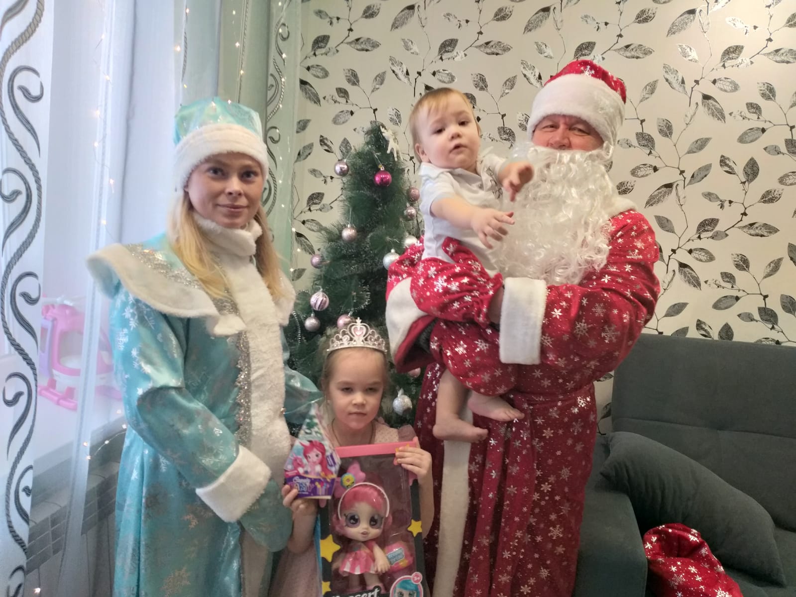 Хорошая традиция - полицейский Дед Мороз 