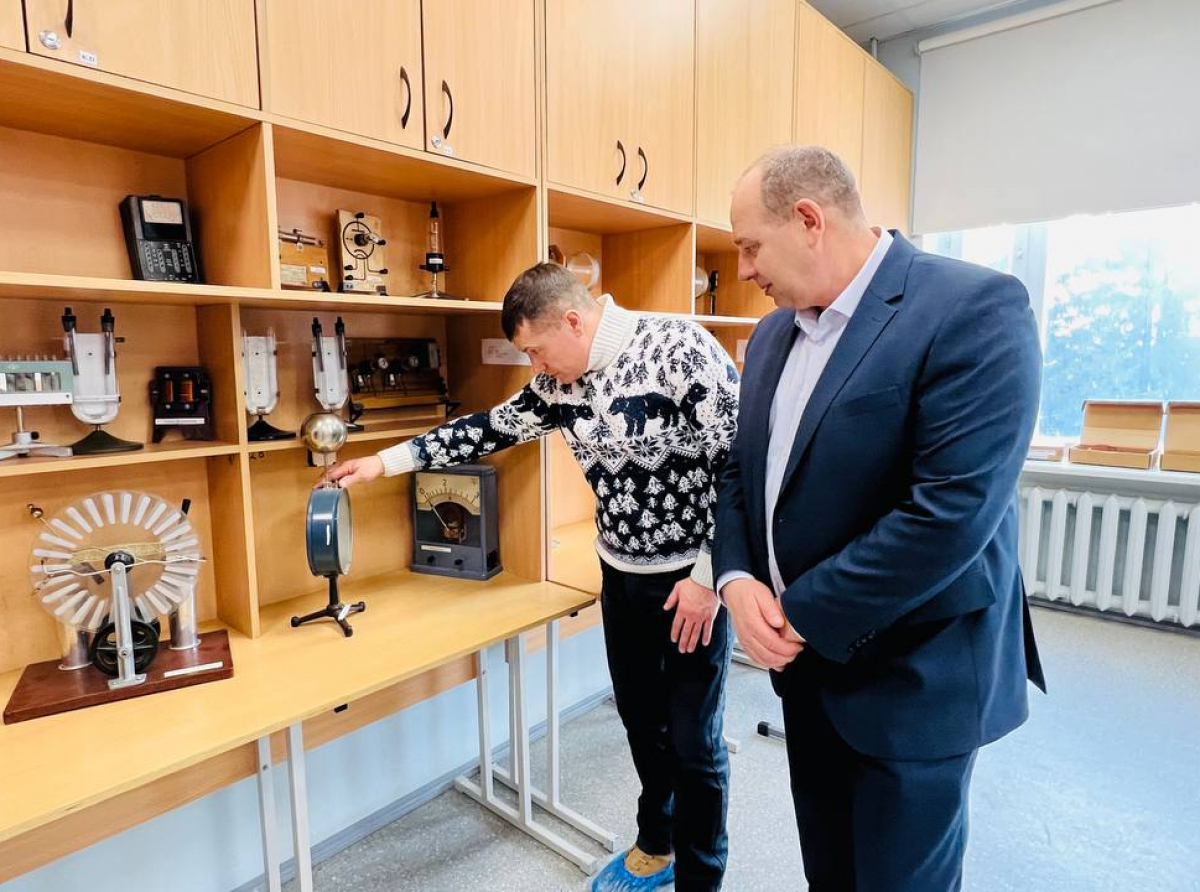 Фото Галины Таскиной. Все, что увидели в лицее гости, им очень понравилось. 