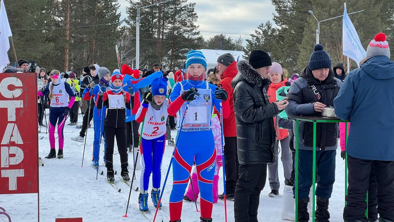 Бежали все: и стар, и млад!