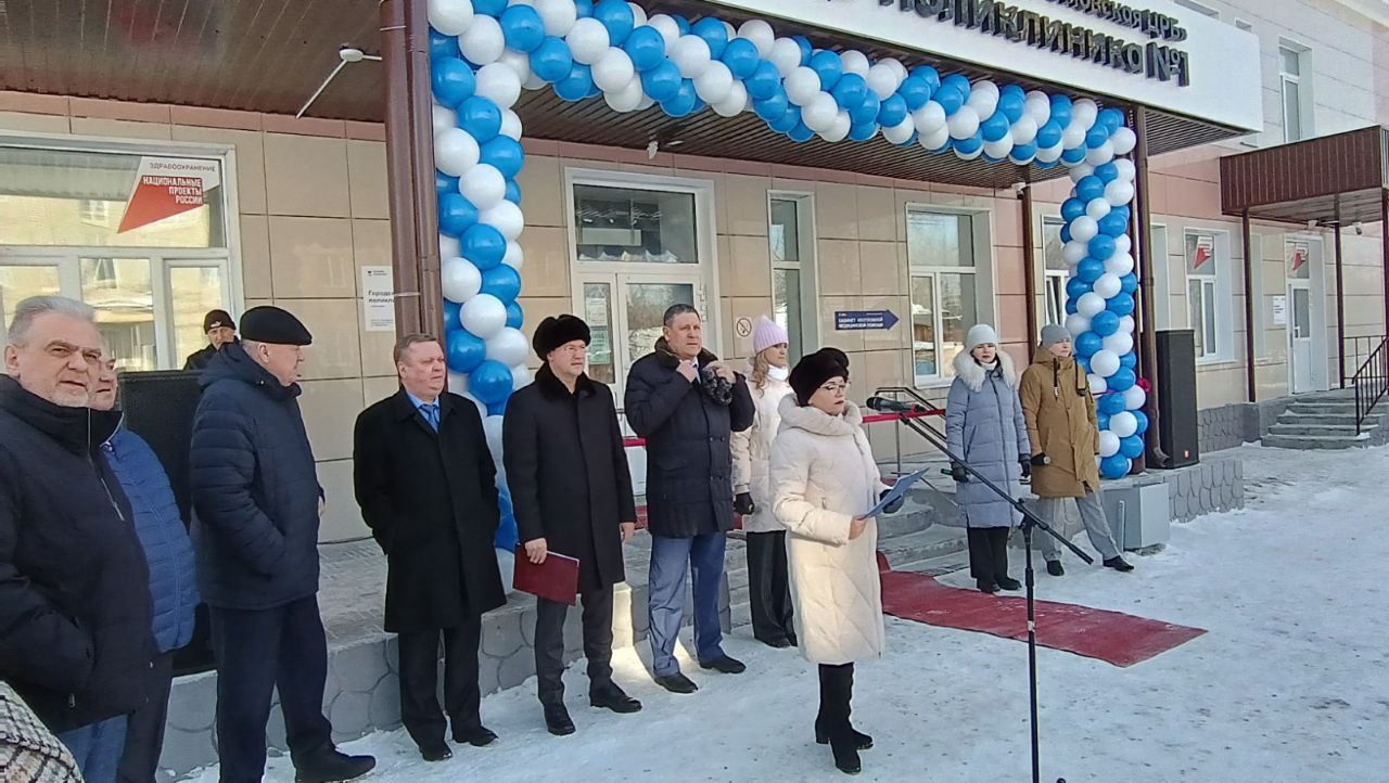 Поликлиника Артемовской ЦРБ родилась заново после ремонта