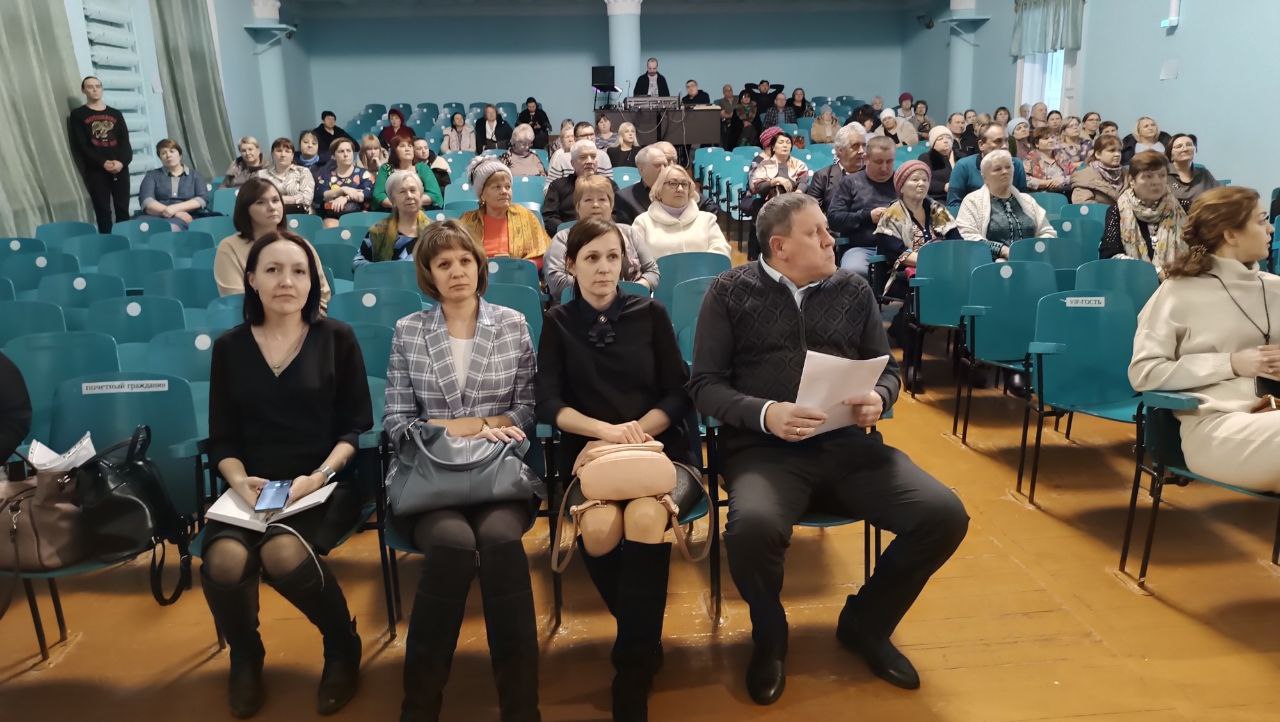 «Посёлок жил, живет и будет жить!»