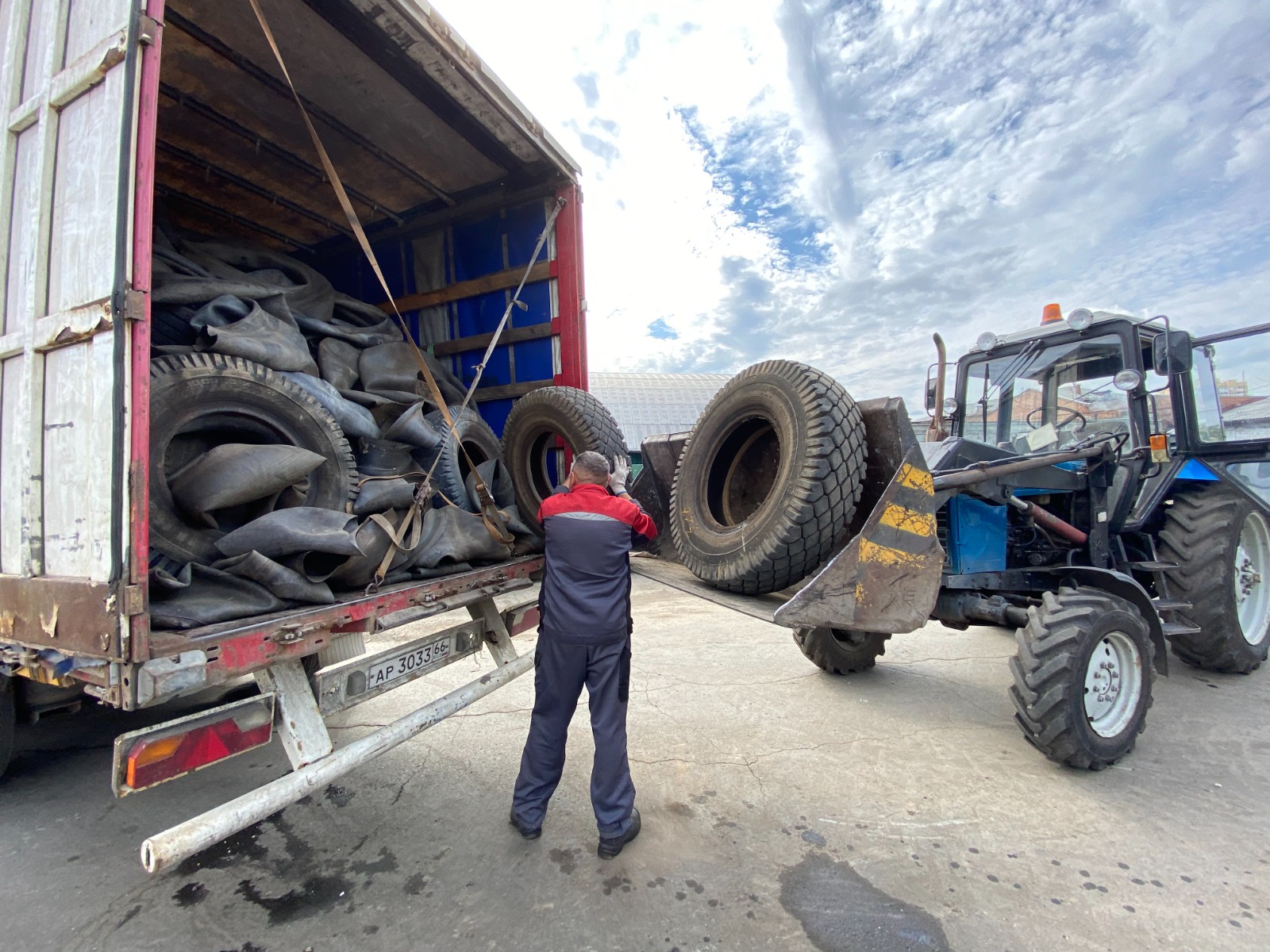 Куда девать автомобильные покрышки?