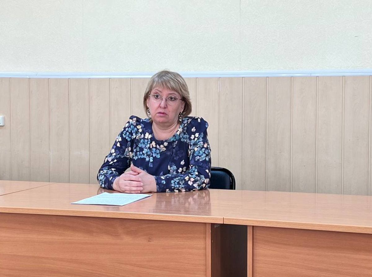 Фото Галины Таскиной. Фельдшер отделения медицинской профилактики АЦРБ Алена Абдрахманова:"В январе-марте диспансеризацию прошли 288 человек. Профилактический осмотр - 4 человека, а углубленную диспансеризацию – 63 человека