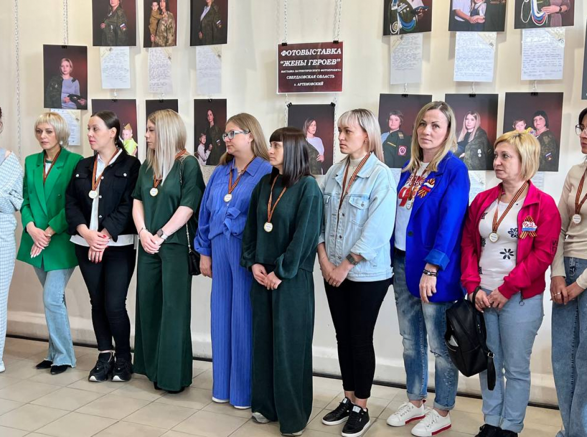 Фото Галины Таскиной. У каждой участницы проекта своя история любви, ожидания и веры.